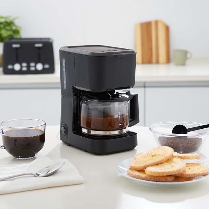 Amazon Basics 5 Cup Drip Coffee Maker with Glass Coffee Pot (0.8 Qt), Auto Shut-off, Auto Pause, Removable Filter Basket, Matte Black - Image 7