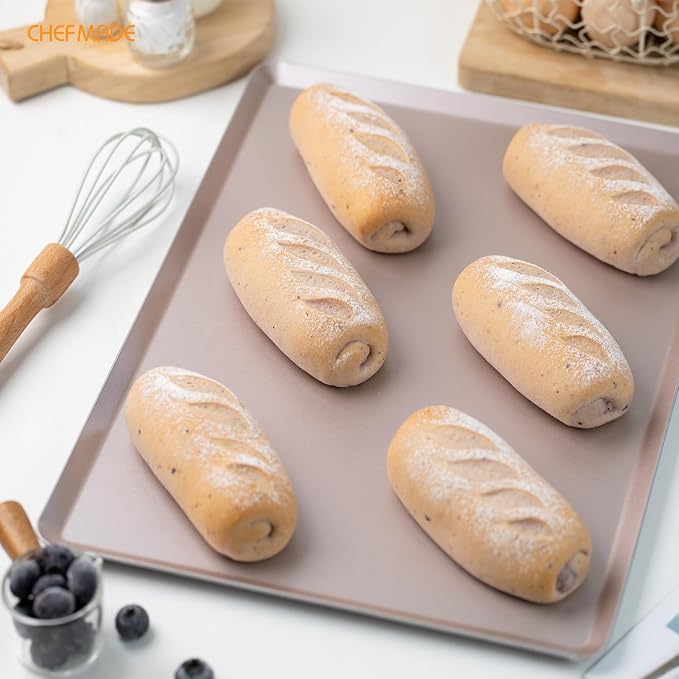 CHEFMADE 15-Inch Baking Sheet Pan, Non-Stick Square Jelly Roll Bakeware for Oven Roasting Meat Bread Battenberg Pizzas Pastries 15.8" x 11.8" x 0.47" (Champagne Gold) - Image 3