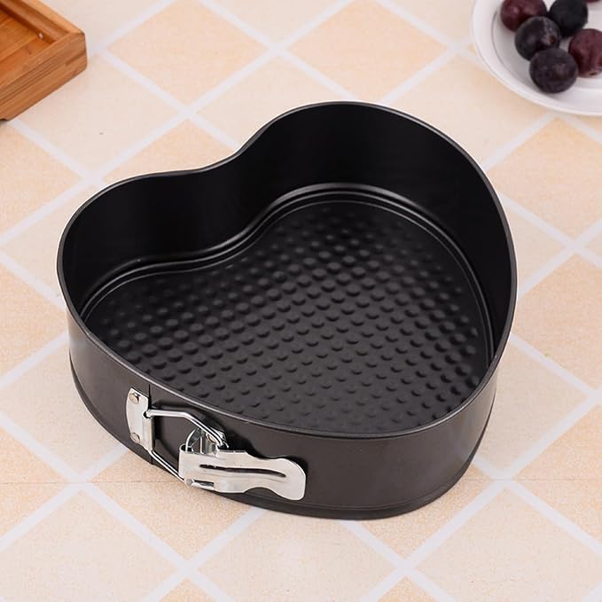 Heart Springform Cake Pan Set of 3 Non Stick Durable Cake Baking Pans with Removable Bottom Cake Molds for Baking - Image 7