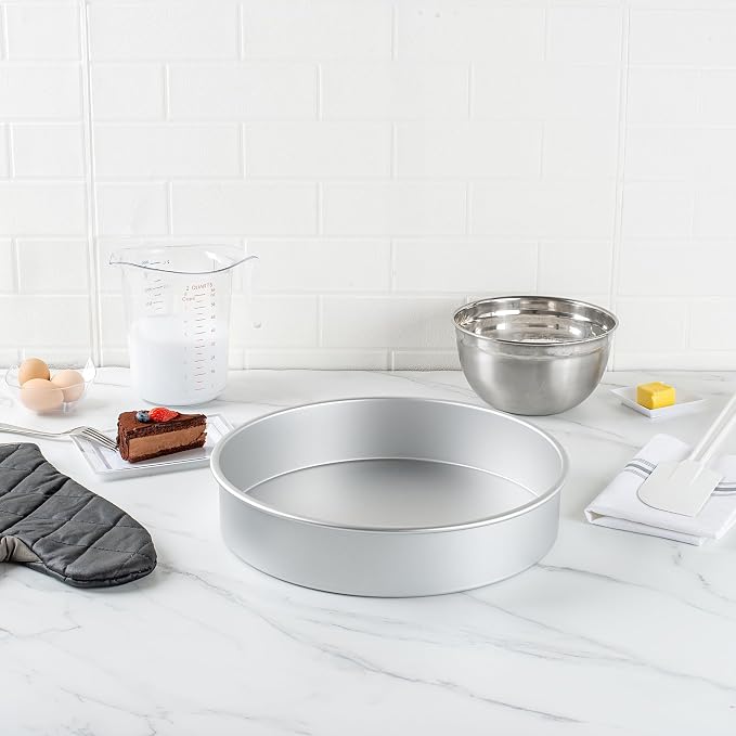 Restaurantware-Met Lux 14 x 3 Inch Straight-Sided Baking Tin, 1 Round Cake Pan - Oven-Ready, Freezable, Anodized Aluminum Round Baking Pan, Greaseproof, For Layer Birthday Cake - Image 9