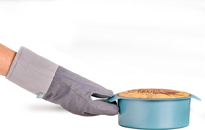 Joseph Joseph Nest™ Bake Set of 2 Non-Stick Round Cake Pan, 9in & 7.8in, Carbon Steel, Easy-Pull Handles, Stackable, Space-Saving Design, 10-Year Guarantee - Image 5