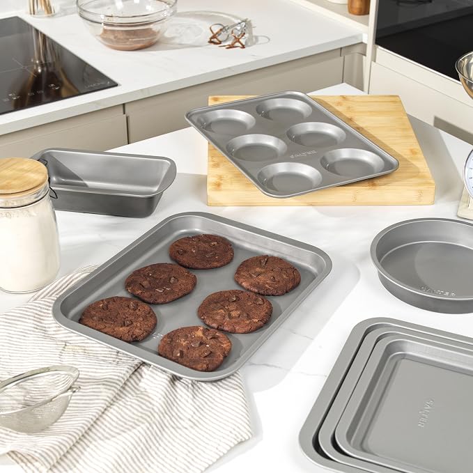 Salter Essentials Baking Tray Set, 3 Pack 31/35/39 Cm | Carbon Steel, Non-Stick Coating, PFOA-Free, Dishwasher Safe, Stackable Design, Made In The UK, For Pastry And Cookies - Image 6