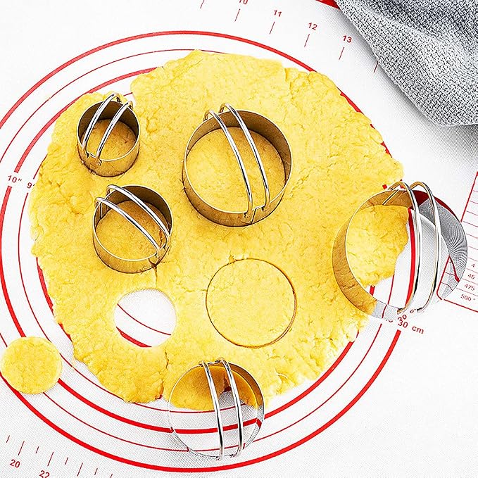 Stainless Steel Biscuit and Cookie Cutters with Handle - 5-Piece Set(1.75"~3.25"), for Professional Baking and Home Kitchen - Image 4