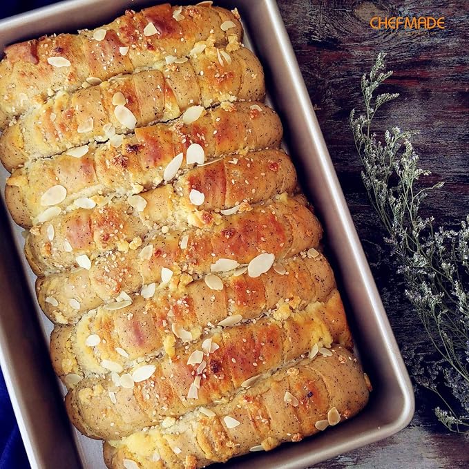 CHEFMADE 13-Inch Rectangle Cake Pan, Non-Stick Loaf Pan Deep Dish Bakeware for Oven Roasting Meat Bread Jelly Roll Battenberg Pizzas Pastries 9.7" x 13.6" X 2.4"(Champagne Gold) - Image 4