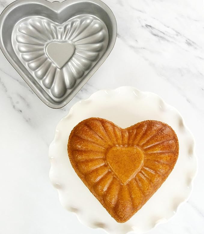 USA Pan Global Bakeware Fancy Heart Cake Pan - Image 4