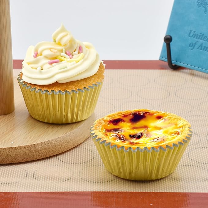 200 Pcs Gold Foil Cupcake Liners Standard Baking Cups Muffin Paper Cases | Food-grade, Greaseproof & Sturdy Parchment, Cupcake Wrapper for Party, Christmas, Gift - Image 3