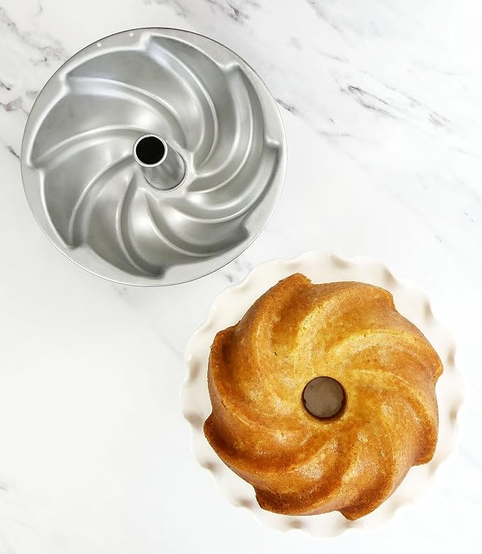 USA Pan Global Swirl Tube Cake Pan - Image 6