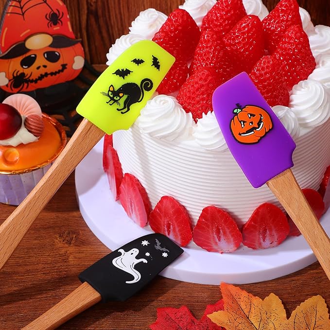 Silicone Cake Icing Spatula Set Wooden Handle Non-Stick Surface Halloween Baking Tools Kitchen Utensils for Home and Bakery (Ghost Pumpkin Spider Pattern)