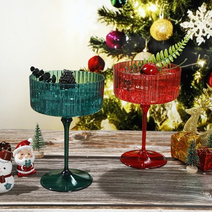 Jingmore 12 Pcs Ribbed Martini Glasses 10 oz Disposable Plastic Vintage Ribbed Coupe Glasses Unbreakable Dessert Parfait Glassware for Wedding Birthday Party Supplies (Red and Green) - Image 5