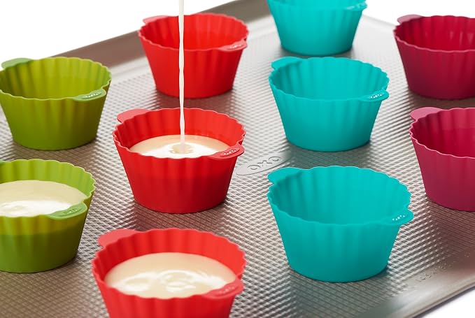 OXO Good Grips Silicone Baking Cups, Pack of 12, Reusable, BPA-Free, Dishwasher Safe, Non-Stick, Food Grade, Cupcake Cups, Muffin Cups, Cupcake Liners, Muffin Liners - Image 4