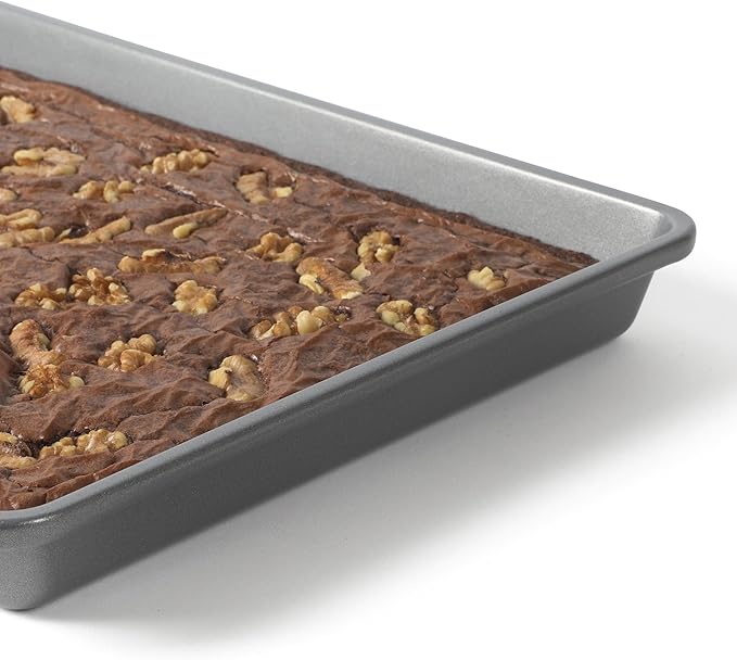 Calphalon Titan Steel Core PFA Free Nonstick 13 x 9 Inch Brownie Pan Baking Dish, Heavy Duty Reinforced Steel Bakeware for Even Heating, Oven Safe Cake and Brownie Pan for Baking - Image 4