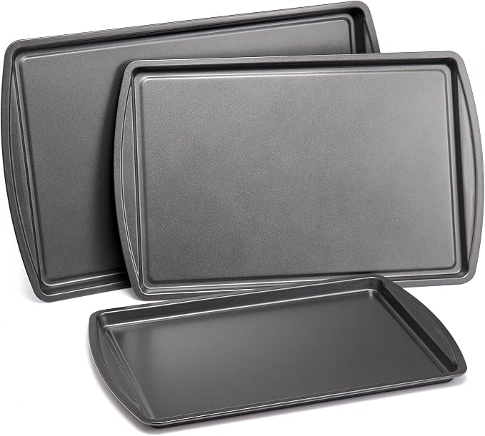Set of 3 Gray Carbon Steel Nonstick Baking Cookie Sheet Pans, 9 x 13/10 x 15/11 x 17 Inch Multipurpose Oven Safe Bakeware Trays for Cookies, Pastries & Roasting by Unknown