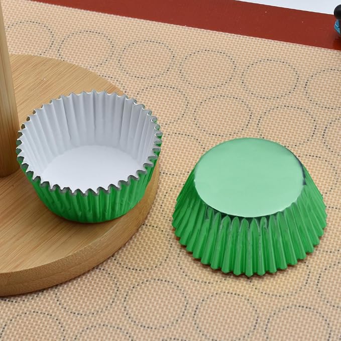 200 Pcs Green Foil Cupcake Liners Standard Baking Cups Muffin Paper Cases | Food-grade, Greaseproof & Sturdy Parchment, Cupcake Wrapper for Party, Christmas, Gift - Image 5