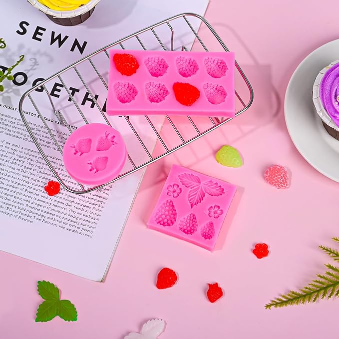 3Pcs Strawberry Silicone Mold Flowers 3D Strawberry Fondant Mold for DIY Cupcakes Fruit Gummies Chocolate Jelly Cookies Dessert