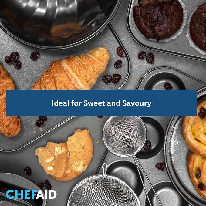 Chef Aid Carbon Steel Baking Tray and Sheet Set, Includes 3 Trays with Durable Non-Stick Coating, The Baking Trays Measure 30cm x 18cm and 21.5cm x 33cm with The Baking Sheet Measuring 35cm x 26cm - Image 6