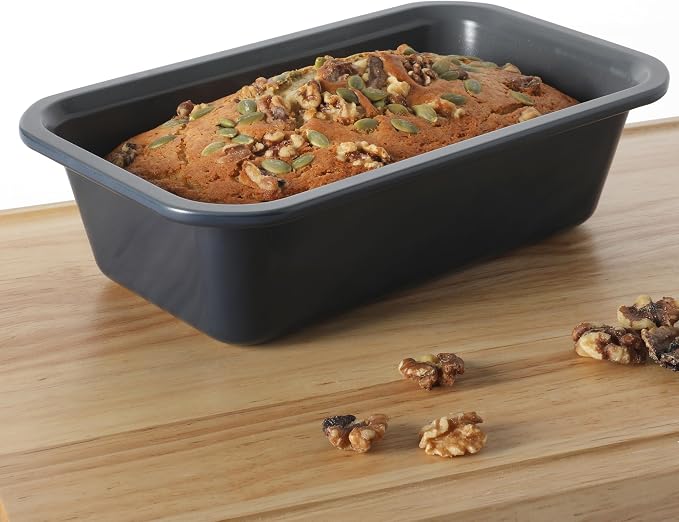 Calphalon Legacy Loaf Pan, 9 x 5 Inch Baking Pan, Kitchen Bread Pan, Nonstick Heavy Gauge Steel PFOA-Free Bakeware for Even Baking, Bread and Meatloaf Pan, Oven Safe, Easy Clean - Image 4
