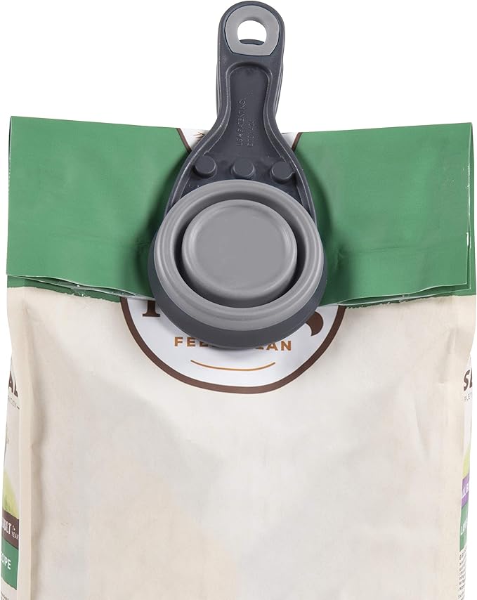 Dexas Pets Collapsible KlipScoop Collapsible Dry Dog Food Scoop and Dog Food Bag Clip, 1/2 Cup Capacity, Light Gray (PW650432429)