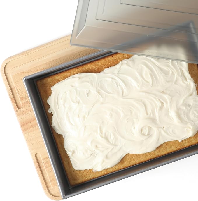 Calphalon Titan Bake Pan with Lid, 13 x 9 Inch Cake Pan, Baking Cake Pan, Nonstick 2-Pack Bakeware Set, Aluminized Steel PFOA-Free for Even Heating, Commercial Quality Baking - Image 3