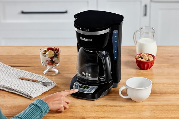 BLACK+DECKER 12-Cup Drip Coffee Maker with Vortex Brewing - Image 12