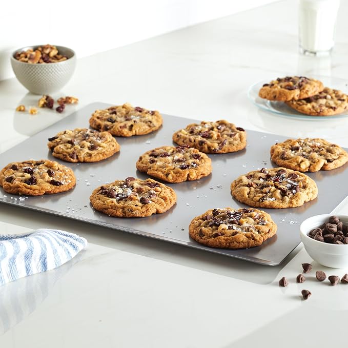 Farberware GOLDEN BAKE Nonstick Jumbo Cookie Sheet, Flat Baking Sheet, 14-Inch x 16-Inch, Light Gray - Image 10