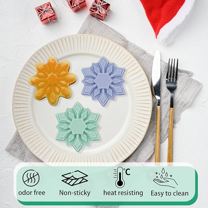 Snowflake Silicone Molds, 2Pcs Christmas Chocolate Snowflake Mold for Xmas Holiday Cake Cookie Soap Muffin Jelly Ice Cube Making Winter Party Home Decorations