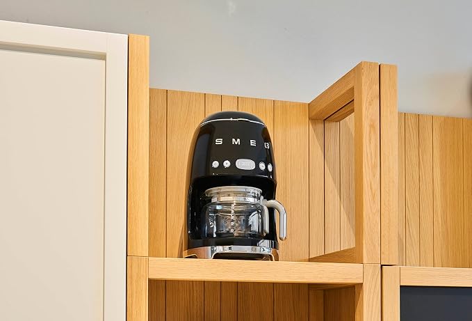 Smeg 50's Retro Style Aesthetic Drip Coffee Machine with 10 Cup Glass Carafe, Auto Start Feature, Keep Warm Plate, and Two Coffee Strength Settings (Black) - Image 4