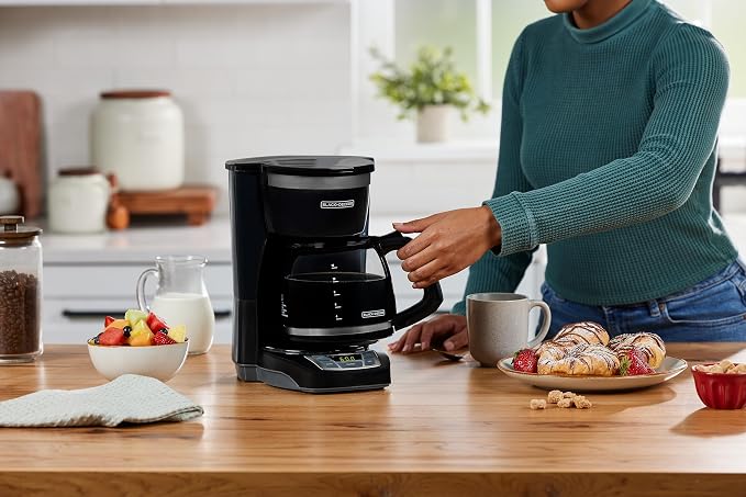BLACK+DECKER 12-Cup Drip Coffee Maker with Vortex Brewing - Image 13