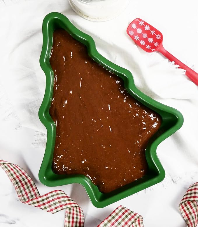 USA Pan Global Green Christmas Tree Cake Pan - Image 2