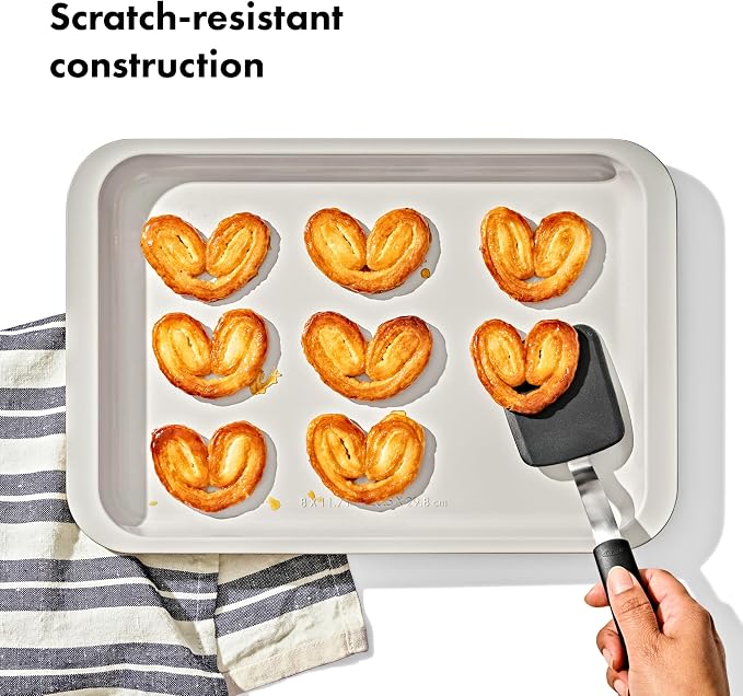 OXO Good Grips Non-Stick Pro Ceramic Coated Metal Bakeware Quarter Sheet Pan – Storm Blue - Image 4