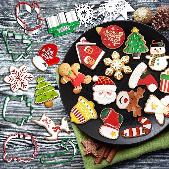 Roberly Christmas Cookie Cutters Set, 16Pcs Stainless Steel Holiday Cookie Molds with Comfort Grip for Baking Xmas Party Supplies Santa Face, Gingerbread Man, Christmas Tree, Bell, Gloves, Socks, etc
