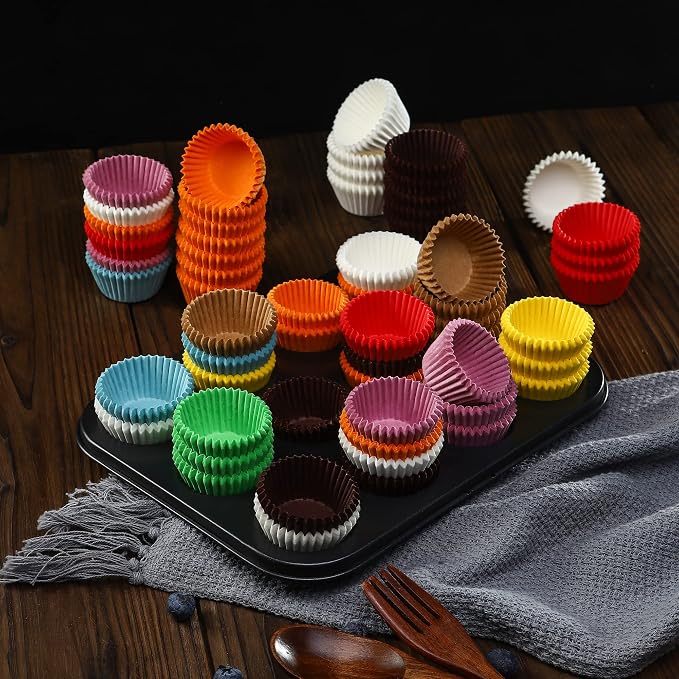 Bake Choice 400pcs Rainbow cupcake liners, mini Christmas muffin liners | Food Grade,non stick,greaseproof Parchemen Paper, Cupcake Liners for Christmas Decorations - Image 6