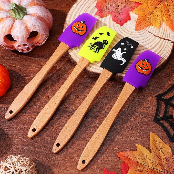 Silicone Cake Icing Spatula Set Wooden Handle Non-Stick Surface Halloween Baking Tools Kitchen Utensils for Home and Bakery (Ghost Pumpkin Spider Pattern)