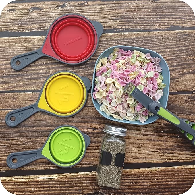 Collapsible Measuring Cups and Spoons Set,16 Pcs Portable Silicone Measuring Cups and Spoons for Liquid & Dry Measuring, Food Grade Silicone Measuring Tools Set, Yellow Green(Random Rainbow)