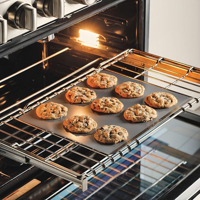 Farberware GOLDEN BAKE Nonstick Jumbo Cookie Sheet, Flat Baking Sheet, 14-Inch x 16-Inch, Light Gray - Image 9