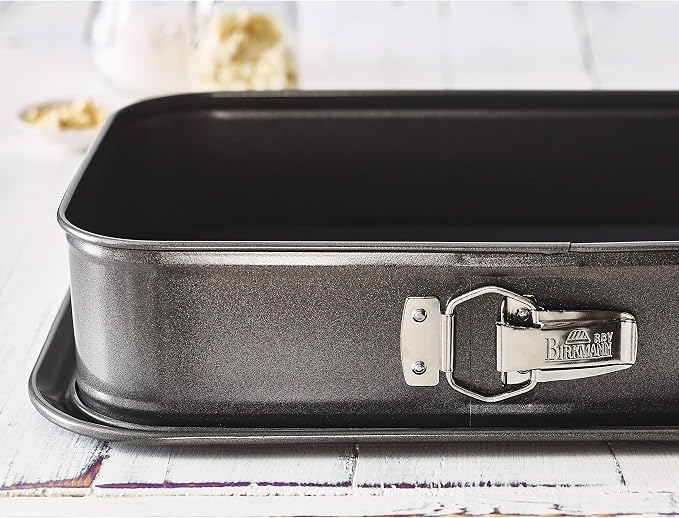 RBV Birkmann Easy Baking 34 x 23.5 cm Square Springform Cake Tin, Carbon Steel - Image 2