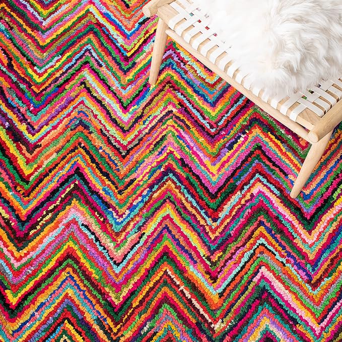 SAFAVIEH Nantucket Collection Accent Rug - 3' x 5', Pink & Multi, Handmade Modern Abstract Chevron Cotton, Ideal for High Traffic Areas in Entryway, Living Room, Bedroom (NAN141A) - Image 6